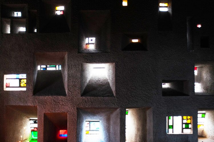 超越形态：光影如何塑造建筑氛围 - 42 的图像 53