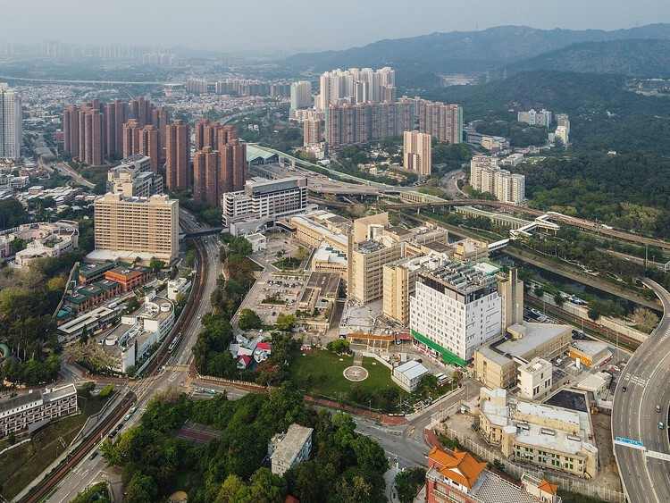 静谧中的希望：探访弗兰克·盖里设计的香港玛吉中心 - 8 的图像 25