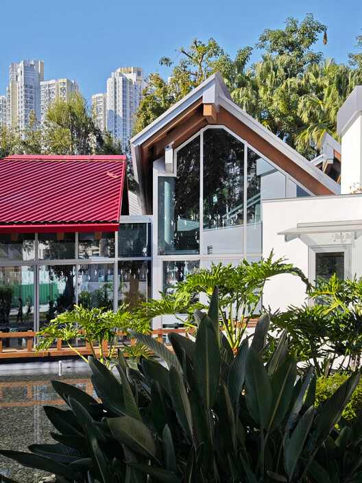 静谧中的希望：探访弗兰克·盖里设计的香港玛吉中心 - 15 的图像 25