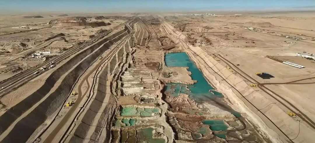 沙特THE LINE规划缩水 镜面之城变身AI数据中心(图8)