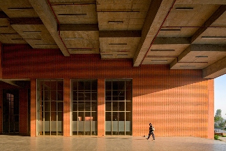 印度Prestige大学建筑：463个阶梯平台打造多功能屋顶空间(图23)